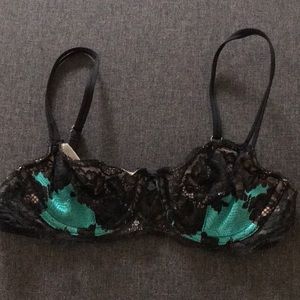 Teal and black Victoria’s Secret lace bra 34b